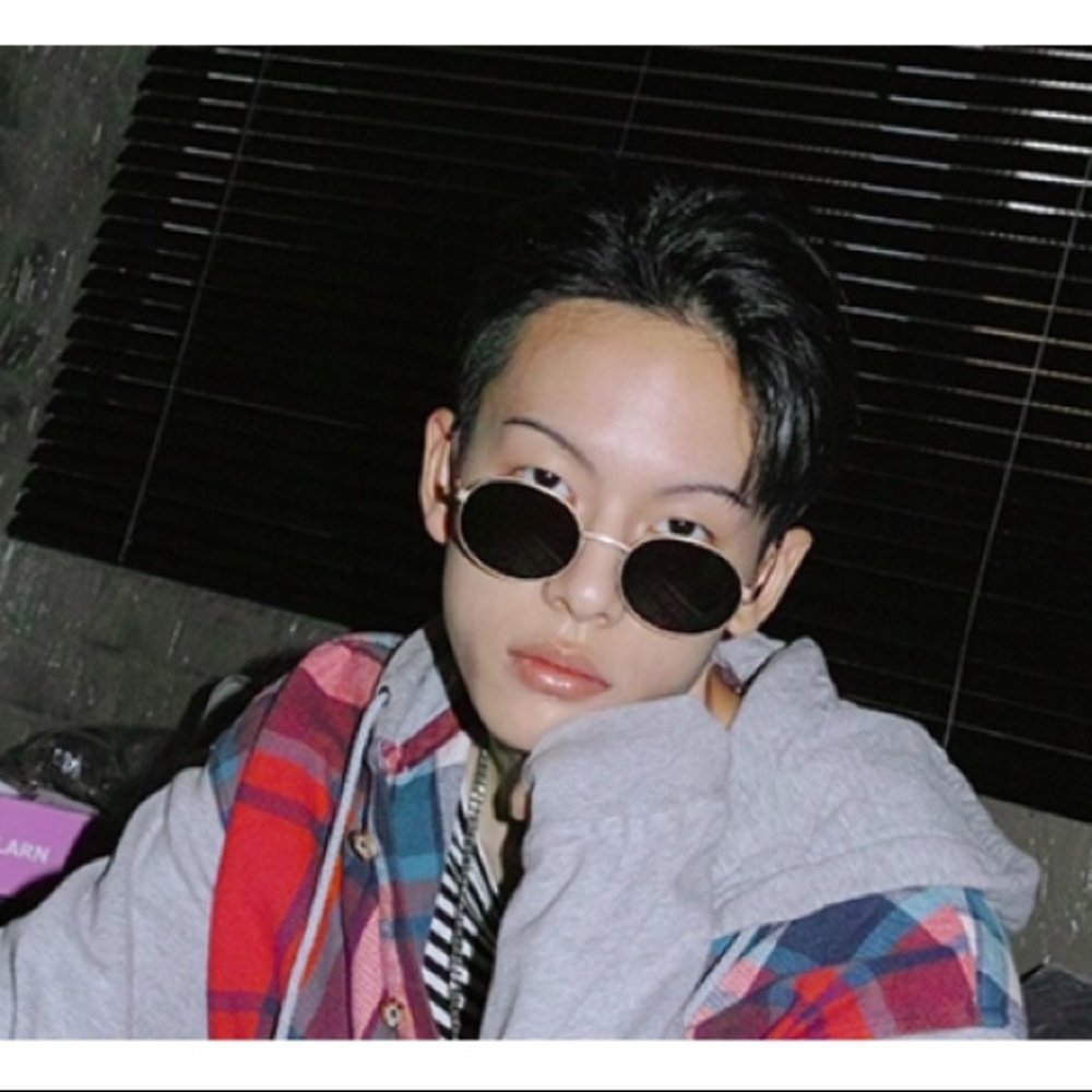 Double Lovers Matches Sunglasses / Korea / NWOT